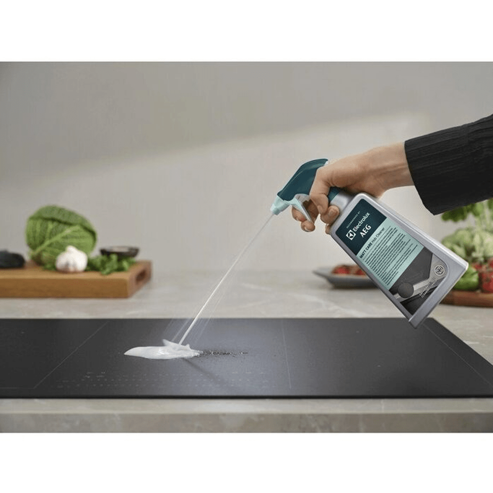 Electrolux SaphirMatt® kogepladerens M2HCMC01 (500 ml)